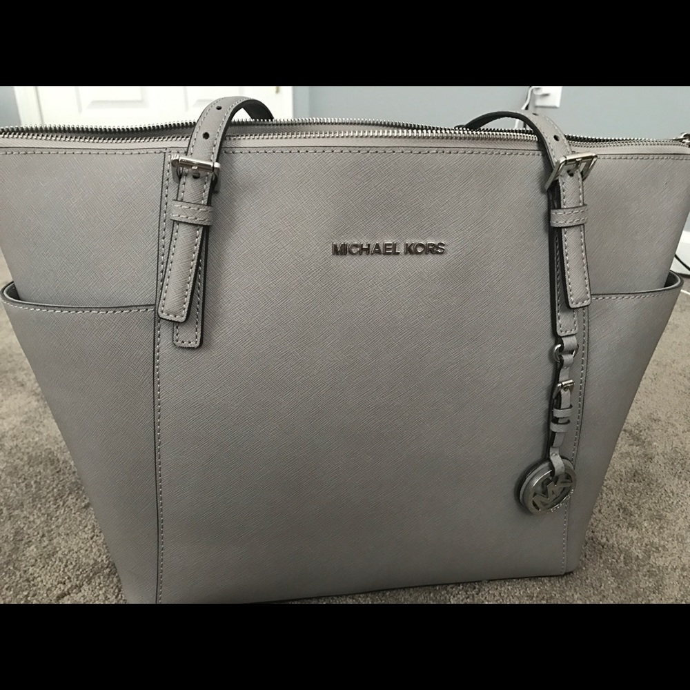 Michael Kors Jet Set Tote!